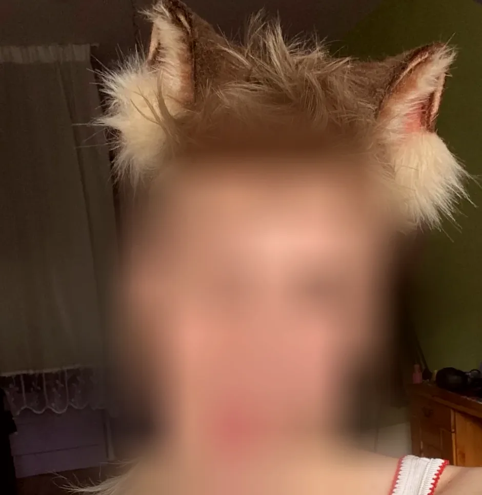 Anna, 23