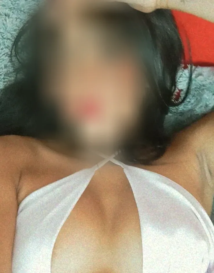 Carlijn, 25