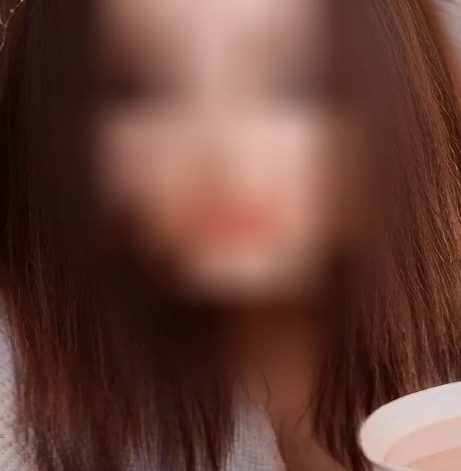Femke, 23