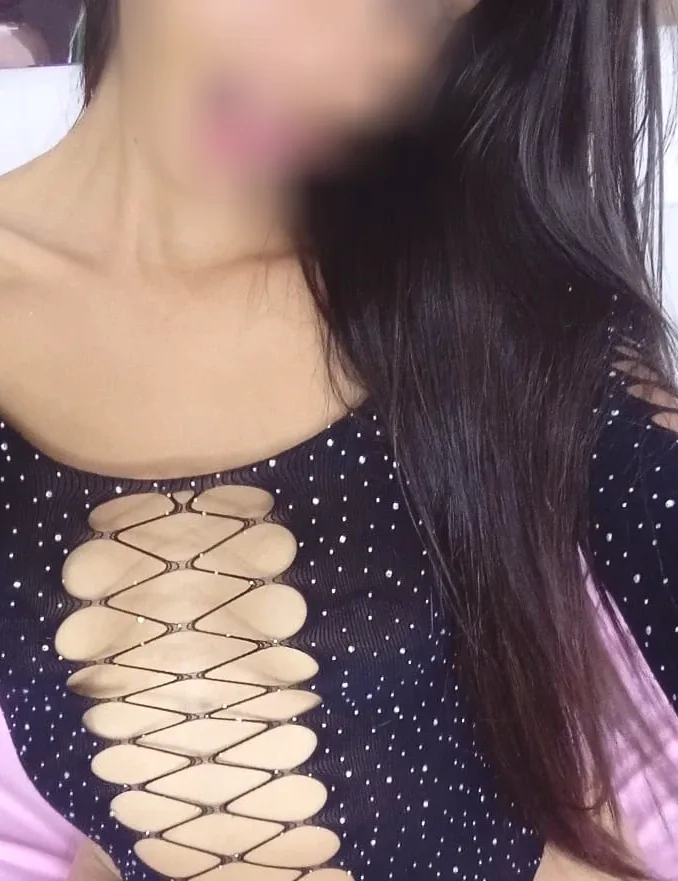 Melissa, 25