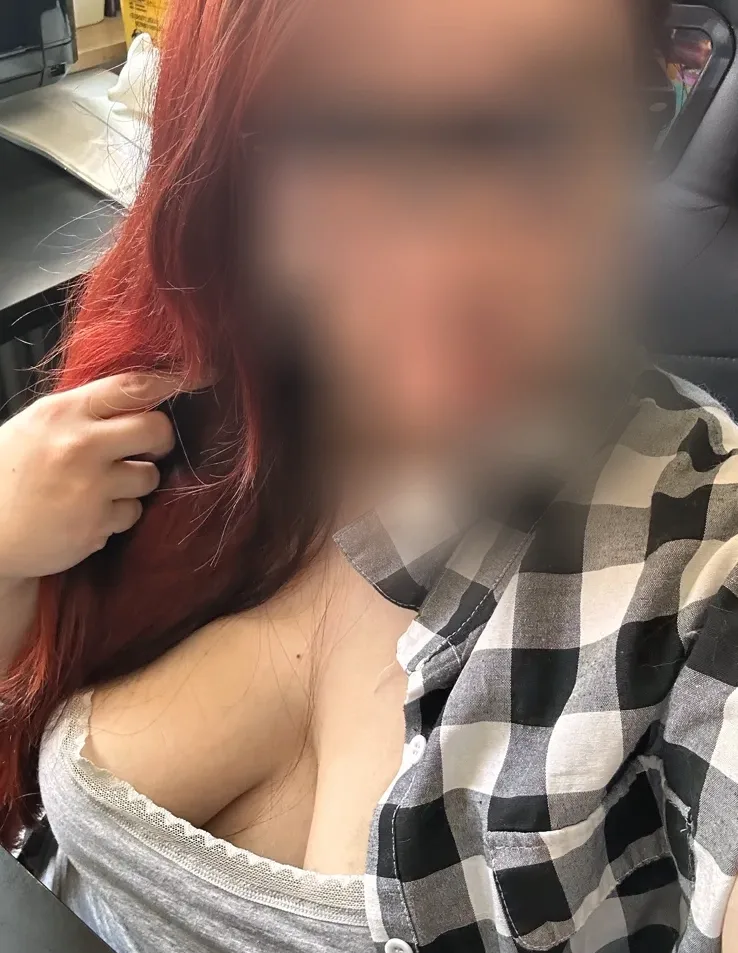 Naomi, 29